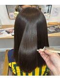 ツヤ髪ストレート