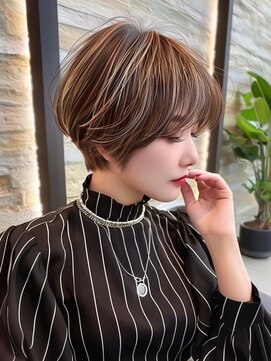 ディモアンド 表参道(Dimo&) xカット/イメチェン/ホワイトブロンド/外ハネボブ/美髪