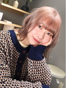 バイエイト(X8) エアリーボブ/ピンクベージュ