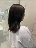 オリーブグレージュ