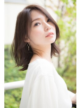 アマンヘアーサウス 吉祥寺南口店(Aman hair-s)の写真/気になり始めた白髪も《上品×お洒落》に染め上げる♪グレイカラーでも、オシャレを楽しめるのが嬉しい＊