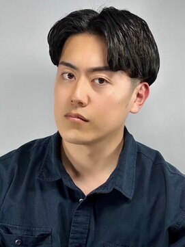 プレミアムバーバー 赤坂店(PREMIUM BARBER produce by HIRO GINZA) センターパート