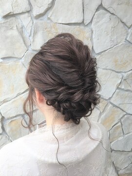 ヘアメイク ヴァロ(Hair Make VaLo) お呼ばれアレンジ＋こなれネジネジ