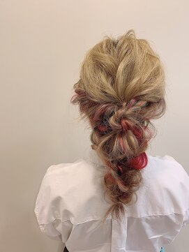 エルパティオ(EL PATIO) 四つ編みダウンスタイル