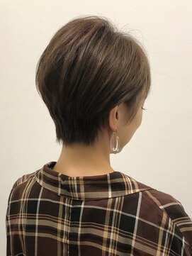 ロンド レグリーズ 立川(Lond leglise) 【山方 直也】マッシュショート×耳掛け×骨格矯正×小顔