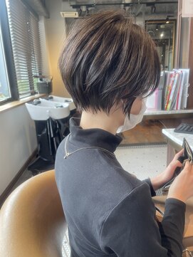 リバレッジ 白金(Leverage) 上質な柔らか大人ショートボブ 担当 濱口