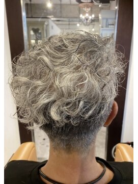 グランパレ(Grand Parais) カット+パーマ