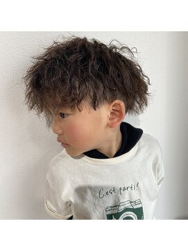 ヘアドゥーレディバグ 大和八木店(HAIR DO LADY BUG) キッズツイストパーマ