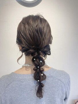 テトラ バイ ネオリーブ 横浜西口店(tetra by neolive) *パール編みおろしアレンジ*