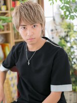 カバーヘア ブリス 川口(COVER HAIR bliss)&nbsp;サイドパートのハイトーンモテ髪マッシュm川口10代20代30代