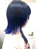 彩度違いのブルーデザインカラーミディアムウルフ