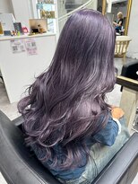 リア(riah) 艶髪ペールバイオレット/透明感/立体感レイヤー/ウェーブ