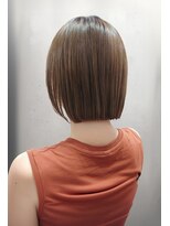 シラソル 八王子北口(Gilasol)&nbsp;明るめベージュ切りっぱなしぱっつんボブ