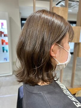 クラン 岡本(Chlan) ウェーブミディアム×メルティカラー