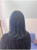 ミディアム×ネイビー