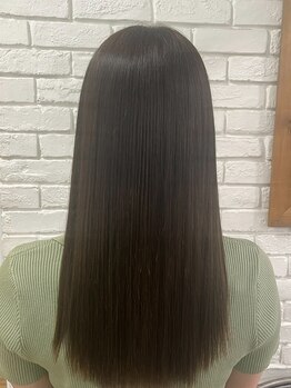 カラーズ ラボ 日吉店(Colors Labo)の写真/《Colors Labo》だから、カラーと一緒に髪内部からダメージ補修が可能♪ハリ・コシを出しボリュームUPも◎