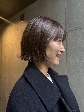 カシ 中目黒(CASI) ラフボブと赤みを抑えたオリーブベージュ