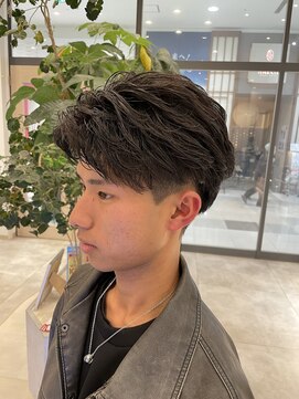 アストレアバイイーリス(ASTRAEA by Iris) 毛流れパーマ