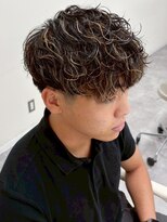 バトン(BATON)&nbsp;シャドウパーマ×ハイライト/メンズパーマ/メンズカット