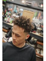 フォーコーナーズカットショップスリーセント 栄(FourCornersCutShop 3/cent)&nbsp;スパイキーアフロ