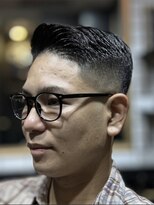 オトコデザインゼニストウキョウ(OTOKO DESIGN ZENITH TOKYO) サイドパート フェード メンズ