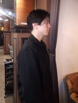 ブロック ジャポン(bloc japon)&nbsp;センターパートの前下がりのショートヘアー