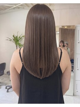 零秒女髪 千里丘店 上品な艶髪まとまりロングヘアスタイル髪質改善美髪艶カラー艶感