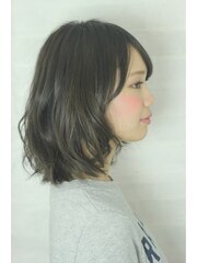 簡単スタイリング/ゆるふわパーマ/黒髪カタログ/顔まわりカット