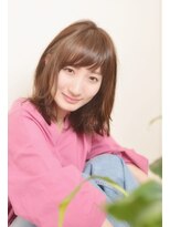 キアラ(Kchiara) こなれ感のあるカジュアルミディ