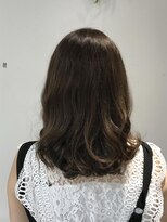 コム(com by neolive)&nbsp;暗めアッシュカラー1