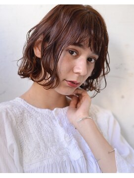 ロイジー(roijir) roijirイルミナインナーカラーxスパイラルxセンシュアルショート