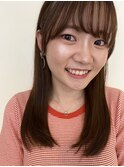 扱いやすさバツグン◎ナチュラルセミロング。