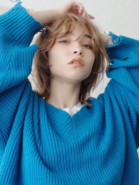 アルバム 銀座(ALBUM GINZA) ウルフレイヤー_斜めバンググレージュカラーシルキー_79177