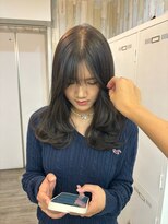 ネウィ 広島(newi)&nbsp;韓国/レイヤーカット/オリーブグレージュ/ニュアンスカラー