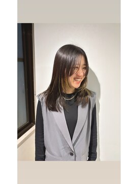 エンヴィー コウベ(ENVY KOBE) 【暗めカラー】レイヤーカット