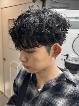 グッドタイムエフティフィフス 横浜西口(GoodTimes ft.fifth) 横浜シャドウパーマツイストスパイラルパーマセンターパート30代