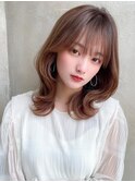 韓国風レイヤー/外ハネくびれ/ミディアムレイヤー/ぱっつん前髪