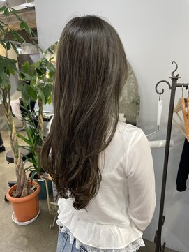 リラクオーレ 三宮 元町(LIRA CUORE) オリーブベージュ