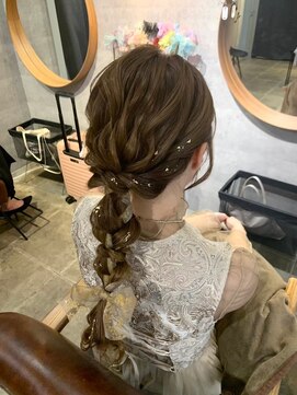 ヘアセット シャンプーアンドスパ専門店 ウルー(Uruu) 【編みおろし】天神/天神駅/ヘアセット/早朝