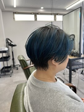 シャフト(SHAFT) ブルーグリーンシャドウルーツバレイヤージュ♪