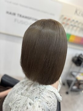 ラピス 横浜(Lapis) ダークグレージュブリーチカラーシールエクステ