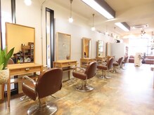 明るい雰囲気のお店です