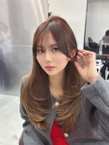 ロムーク 表参道(LOMKH)&nbsp;小顔ロングレイヤーカット顔周りシールエクステ縮毛矯正