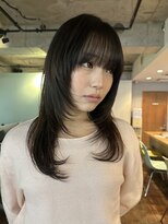 ノラジャーニー(NORA Journey)&nbsp;レイヤーカットハッシュカット顔周りレイヤーミディアムレイヤー