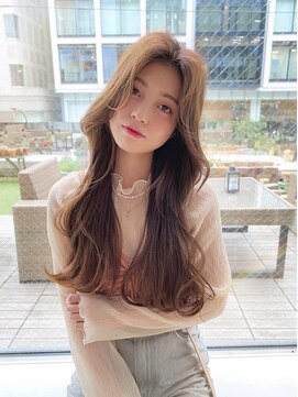 バイオレット ナゴヤ(Violet Nagoya) 透明感大人韓国ヘアくびれボリュームロングレイヤーカット