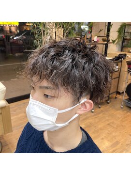 キュアキュア(Cure2) 「ツイストスパイラル」無造作質感メンズパーマ