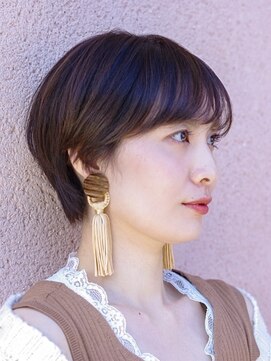 アルファサリダ(ALPHA SALIDA) オリーブベージュ+耳かけショート+コンパクトフォルム