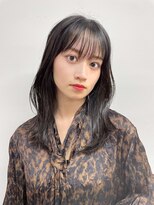 トゥーリ 薬院店(tuuli)&nbsp;tuuli miyu 地毛風アッシュミディアム/くびれヘア