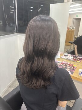 エイト 恵比寿店(EIGHT ebisu) 透明感ベージュラベンダーブラウンオリーブグレージュ