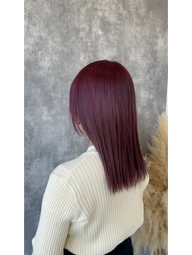 ヘアアンドメイク ムーア(Muuua) レッドピンク